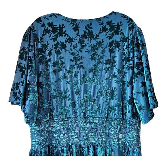 BALTIC BORN Women 3X Veronica Maxi Dress Green Velvet Burnout Smocked Waist NEW - Picture 9 of 12
